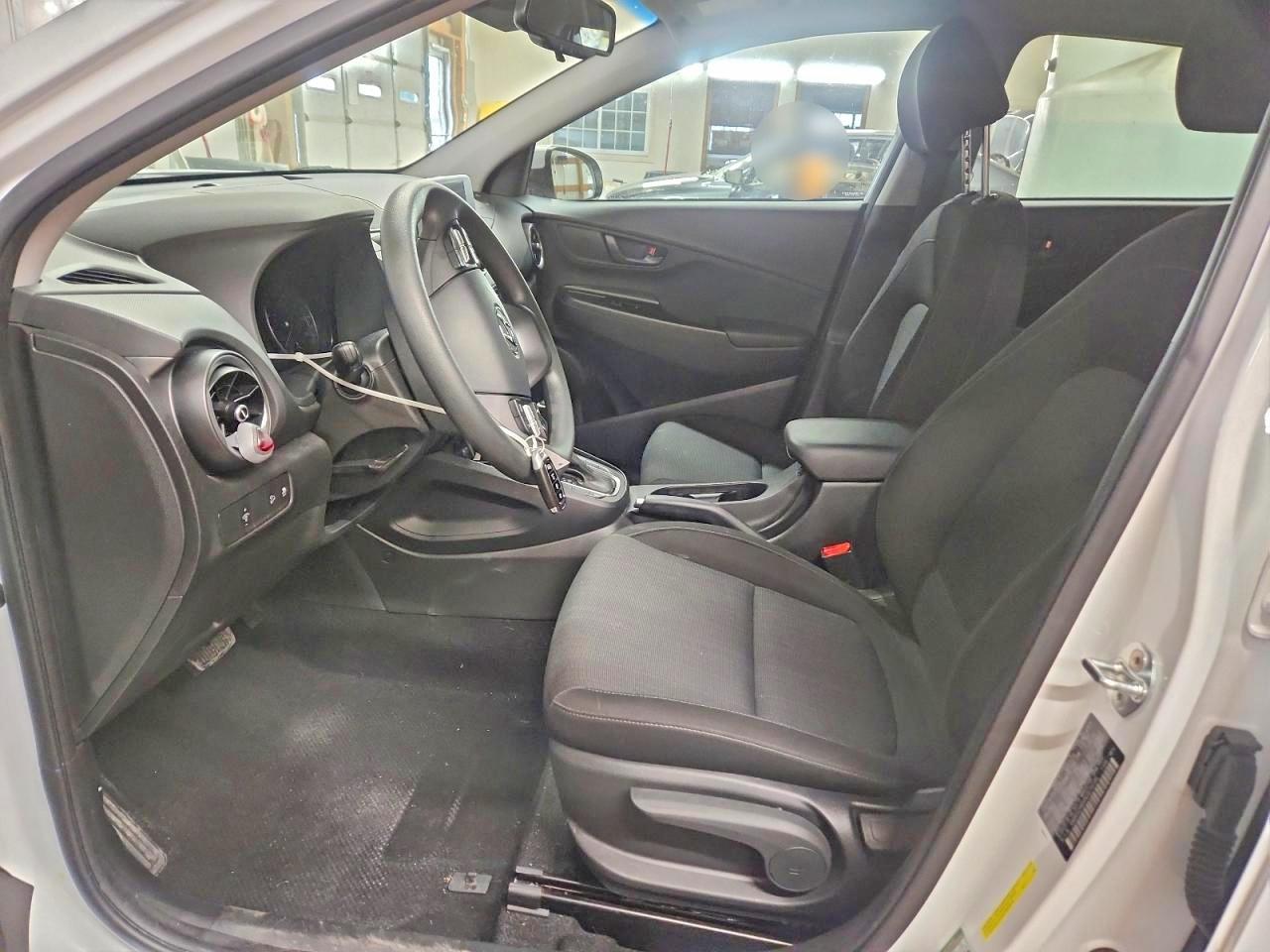 2022 HYUNDAI KONA SEL photo 7