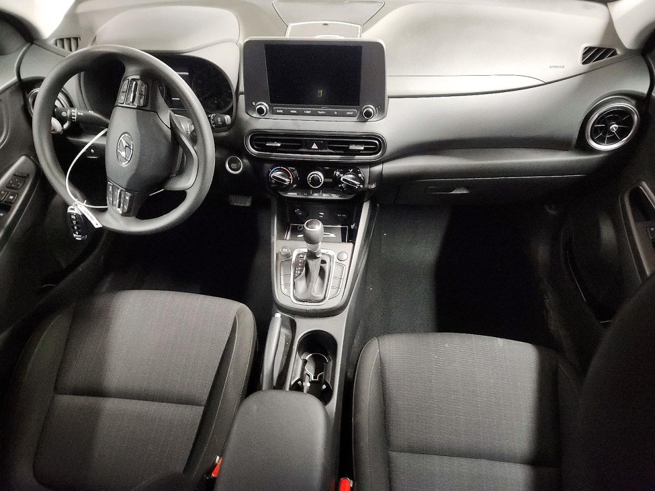 2022 HYUNDAI KONA SEL photo 8