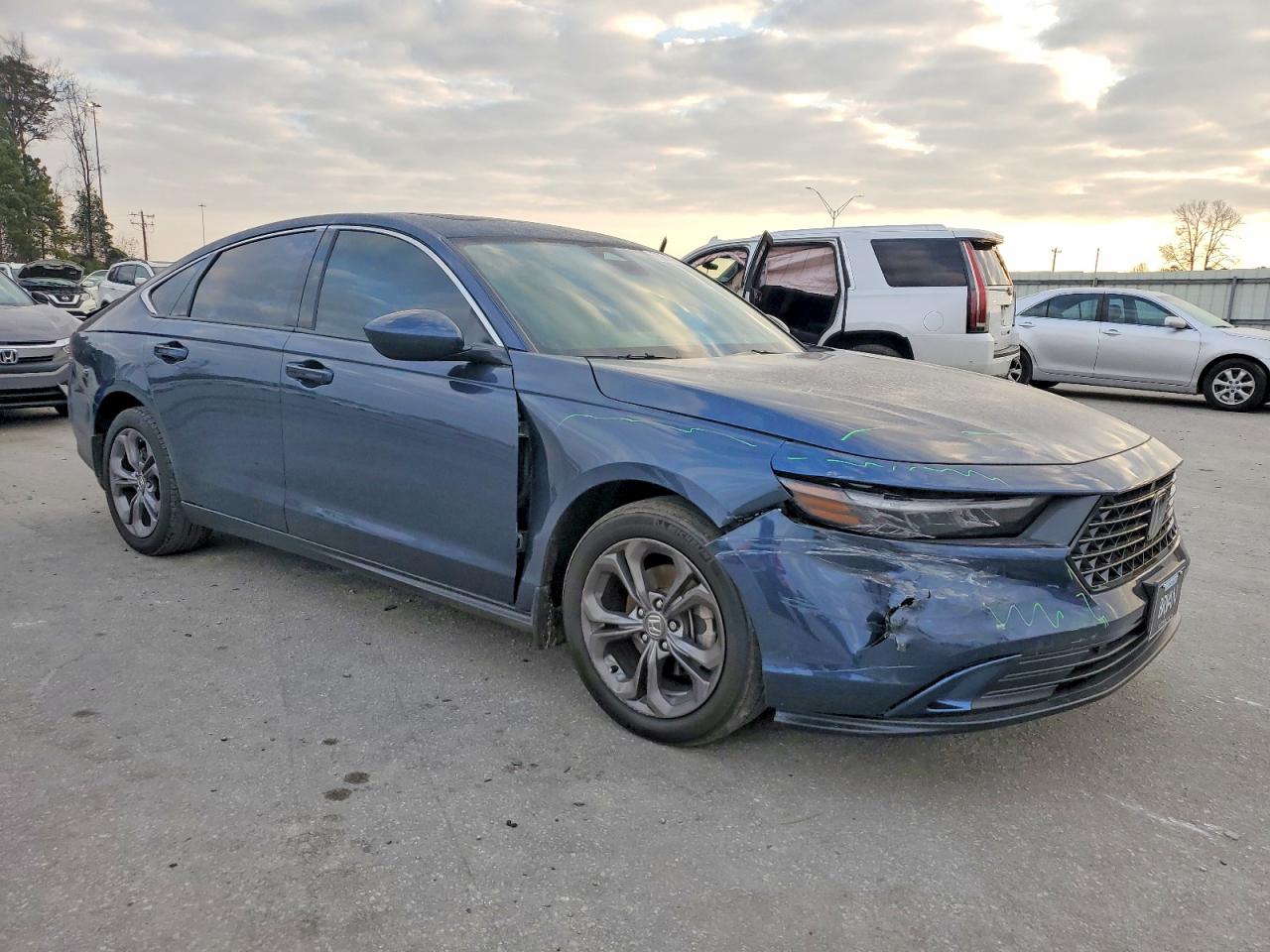 2024 HONDA ACCORD EX photo 4