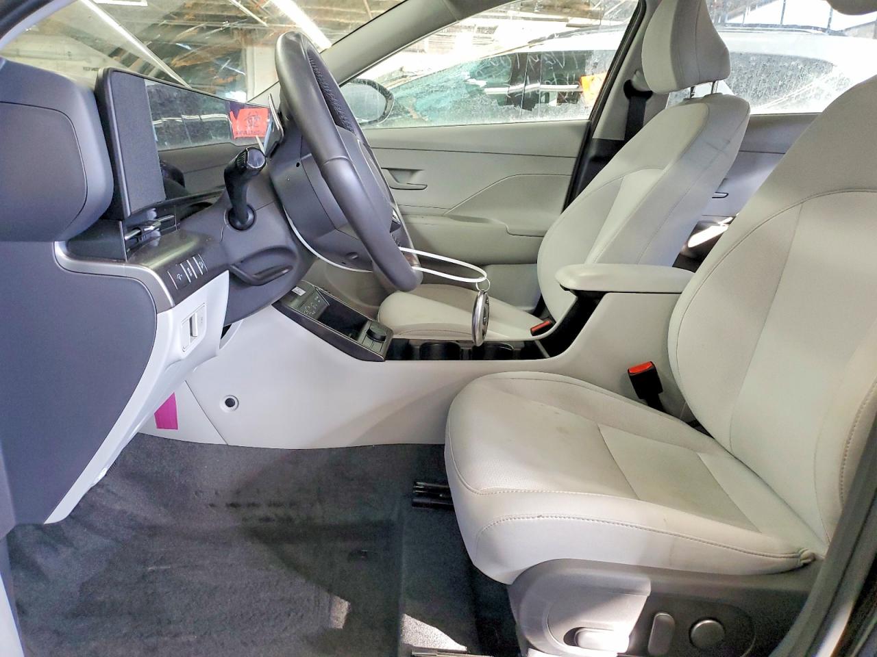 2025 HYUNDAI KONA SEL CONVENIENCE photo 7
