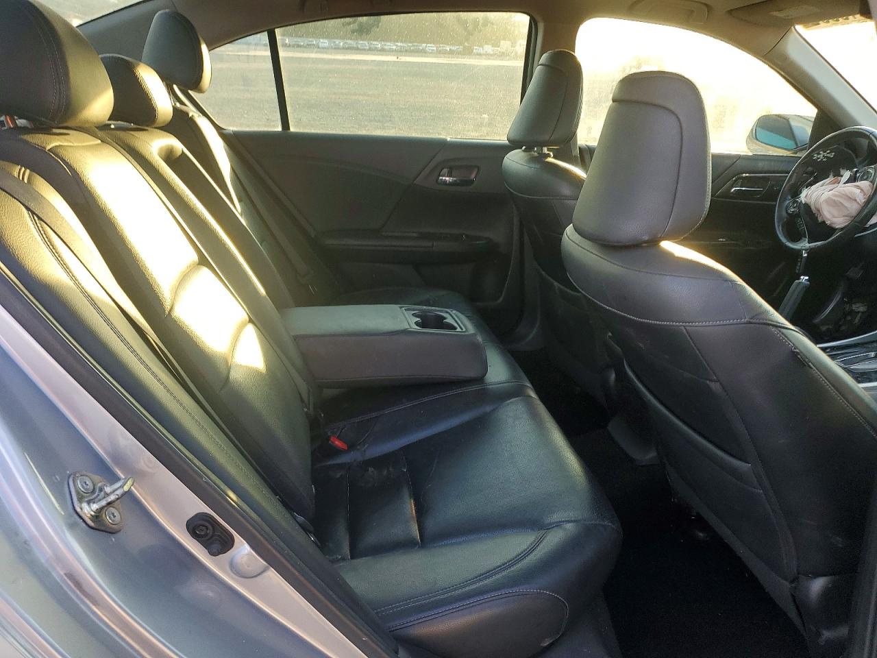 2017 HONDA ACCORD TOURING photo 10