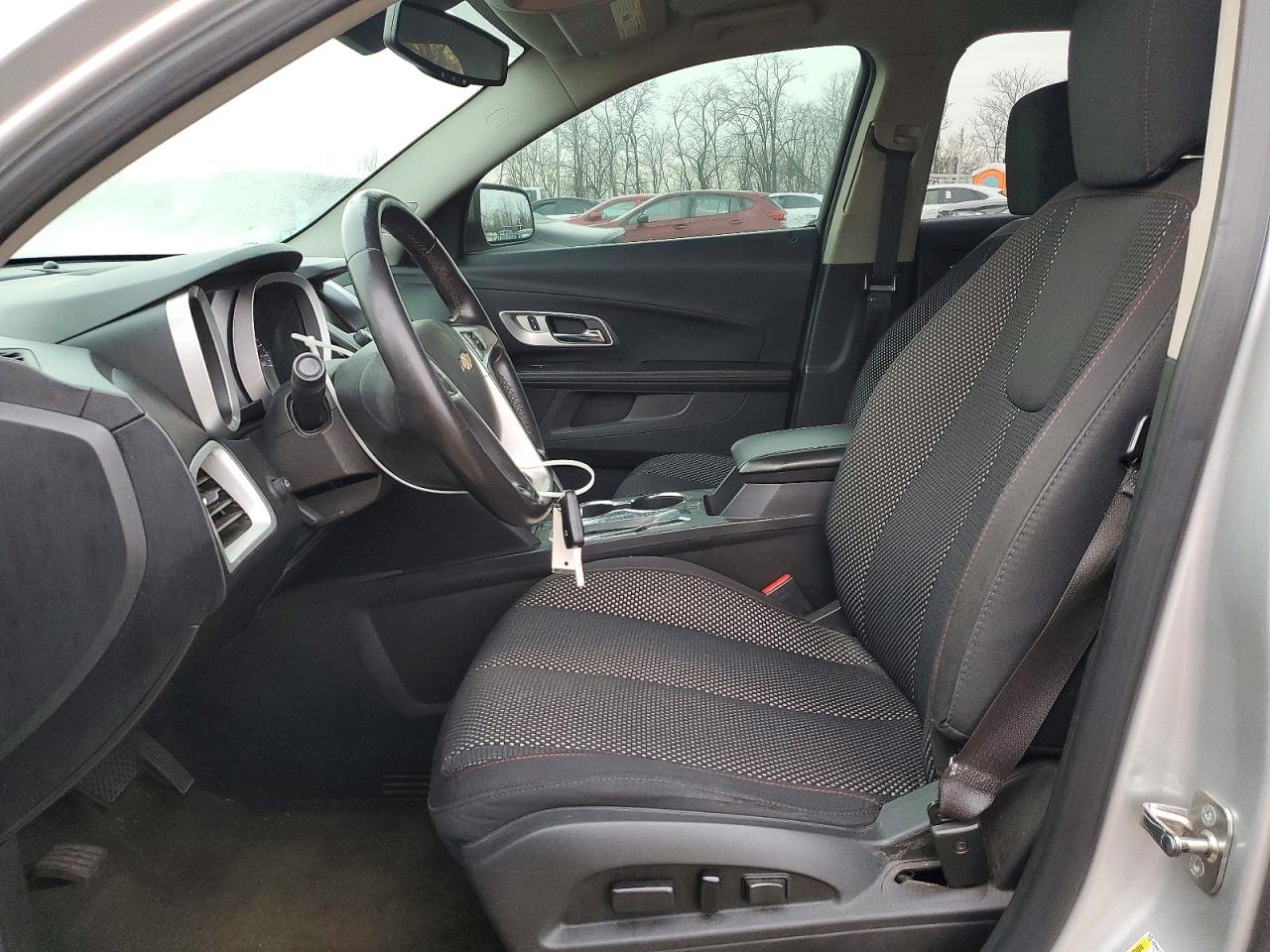 2015 CHEVROLET EQUINOX LT photo 13