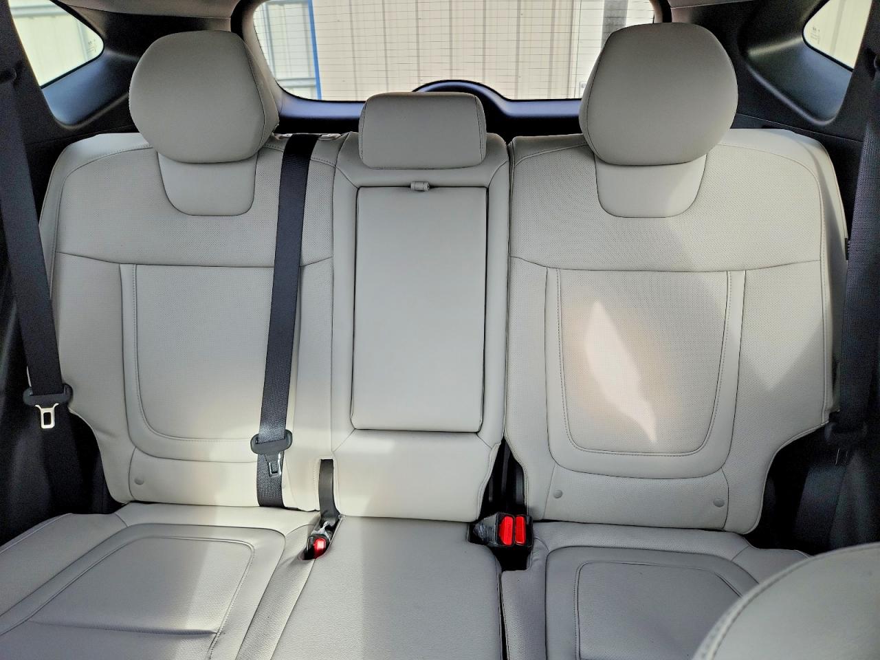 2025 HYUNDAI TUCSON SEL photo 10