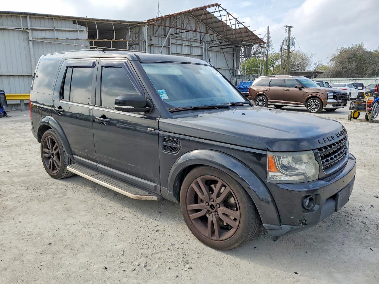 2015 LAND ROVER LR4 HSE photo 4