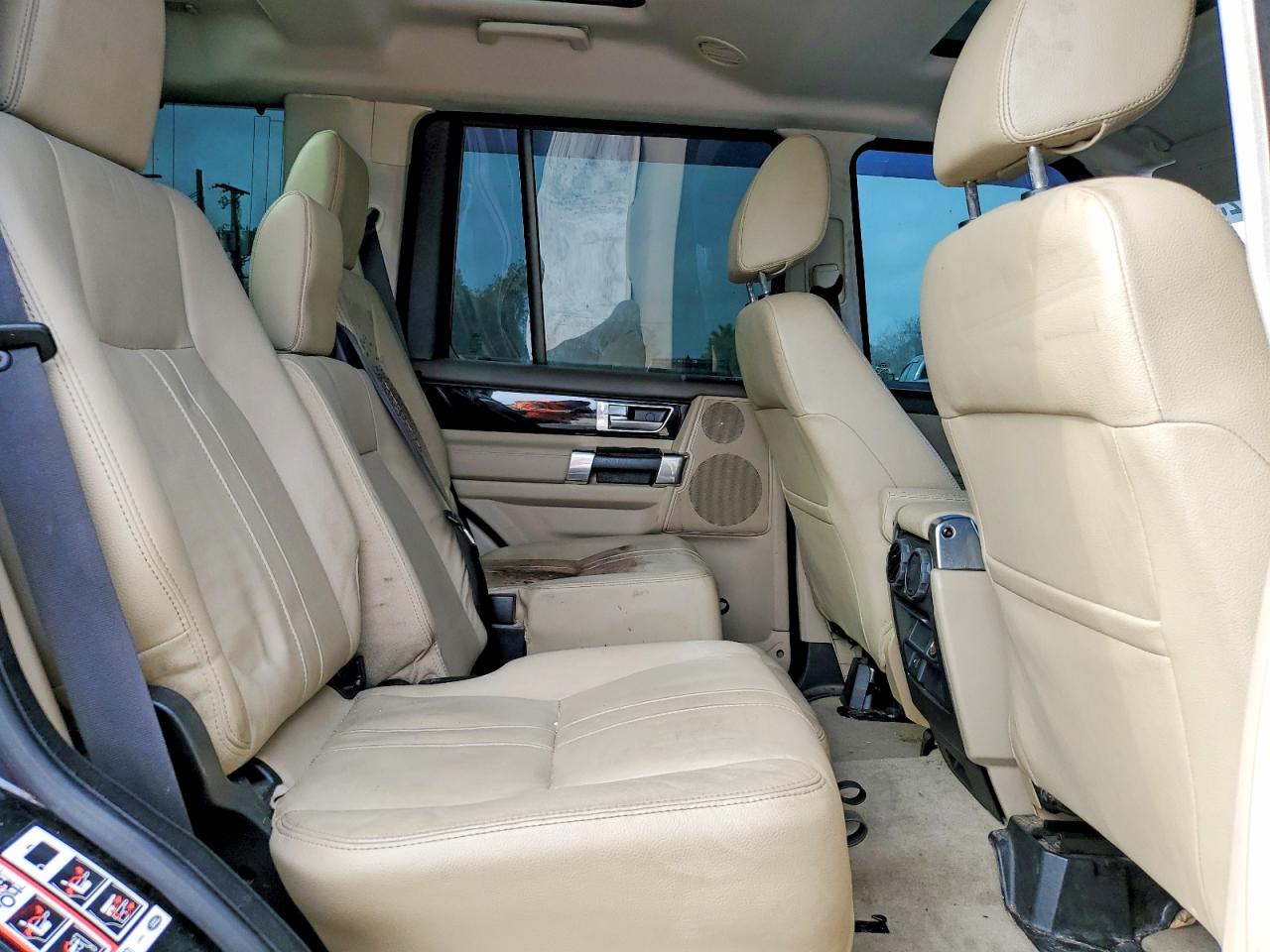2015 LAND ROVER LR4 HSE photo 10