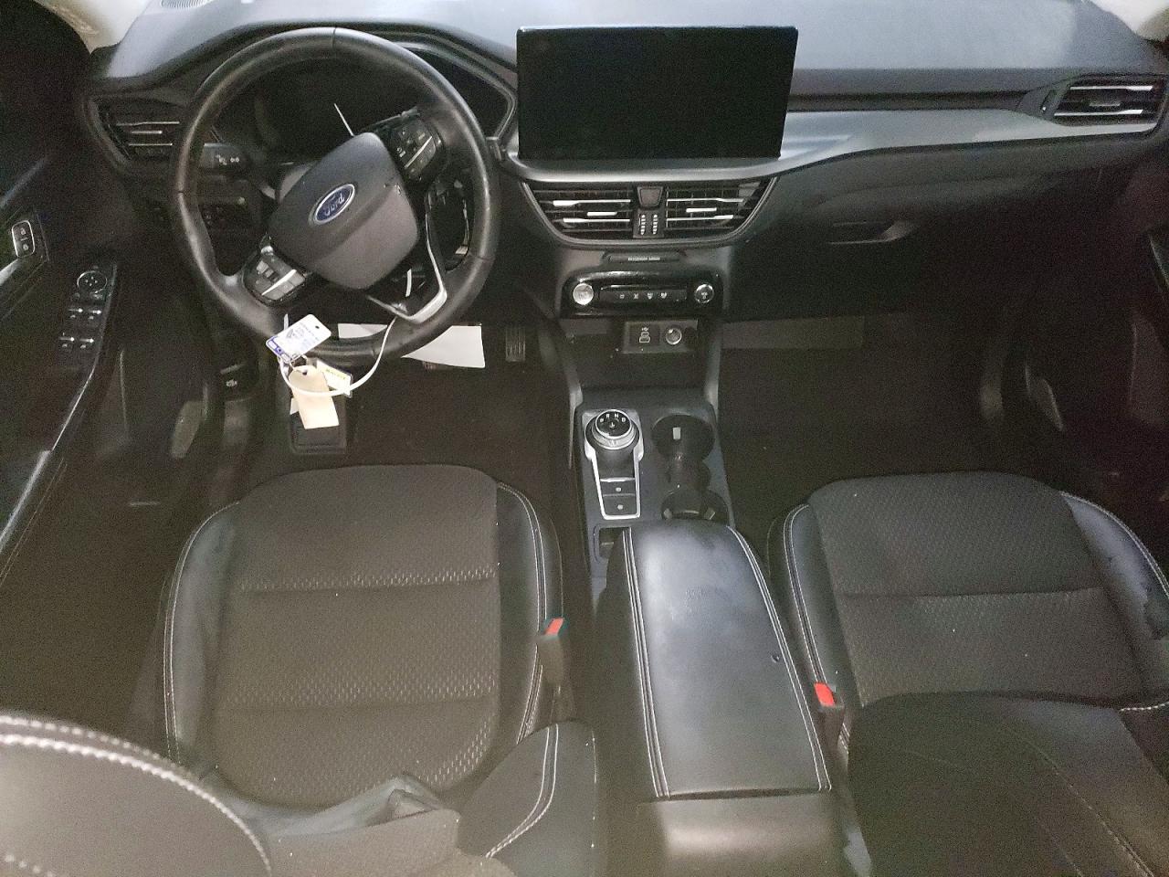 2025 FORD ESCAPE photo 8