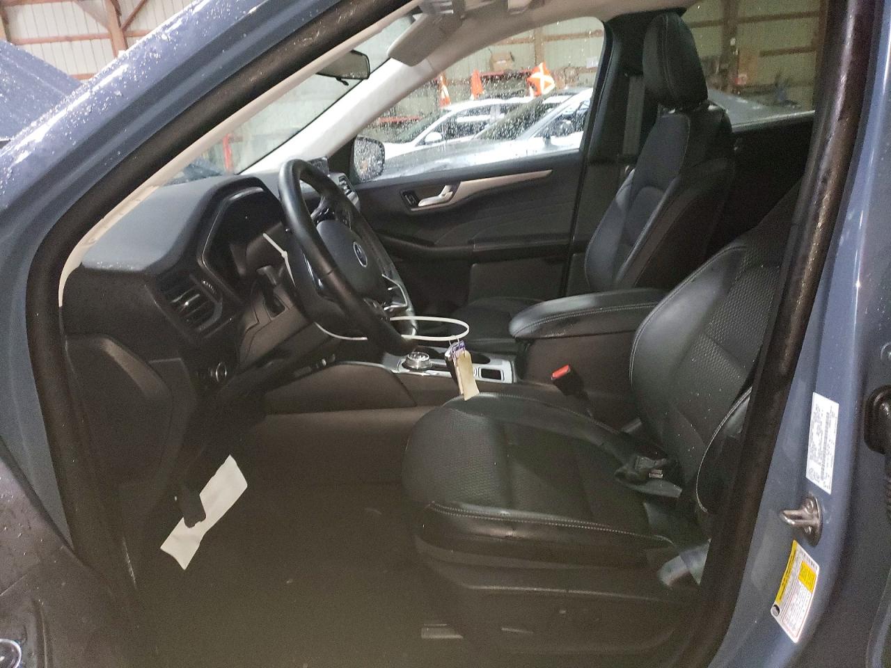 2025 FORD ESCAPE photo 7