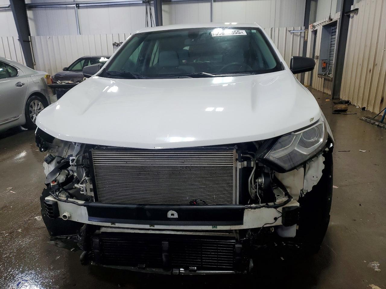 2018 CHEVROLET EQUINOX LS photo 5