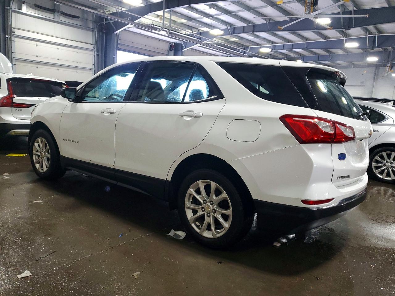 2018 CHEVROLET EQUINOX LS photo 2