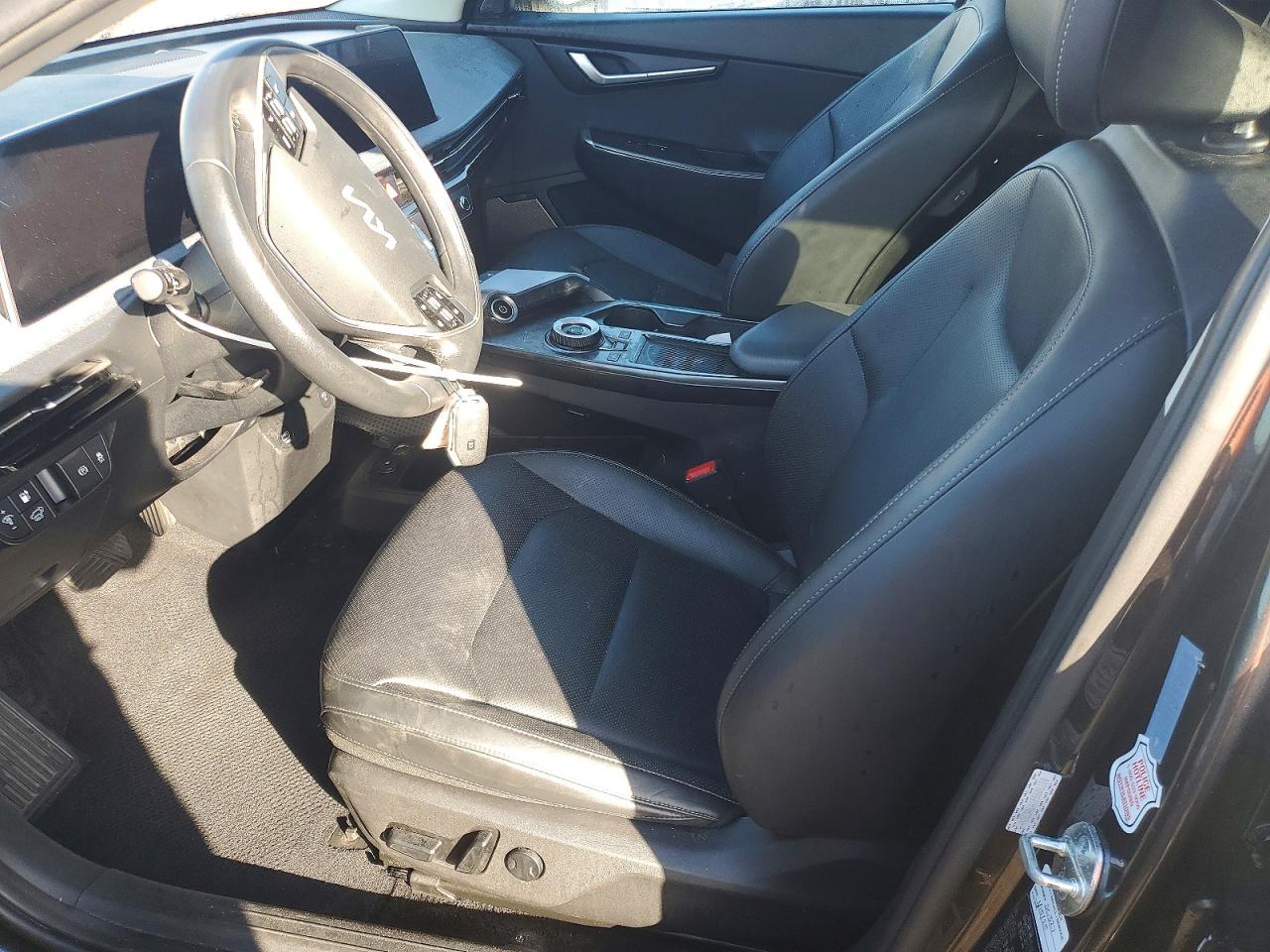 2023 KIA EV6 WIND photo 7