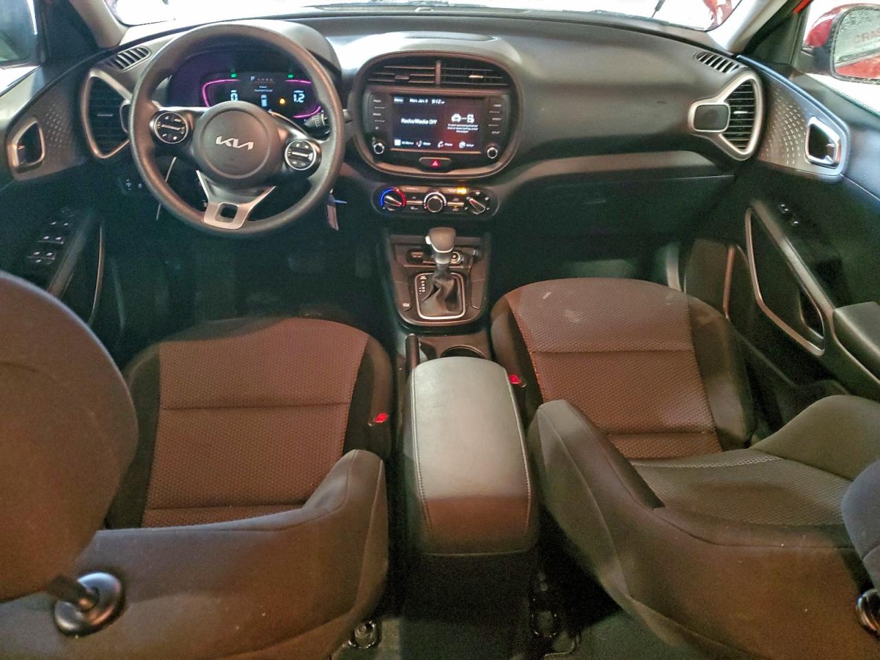 2024 KIA SOUL LX photo 15