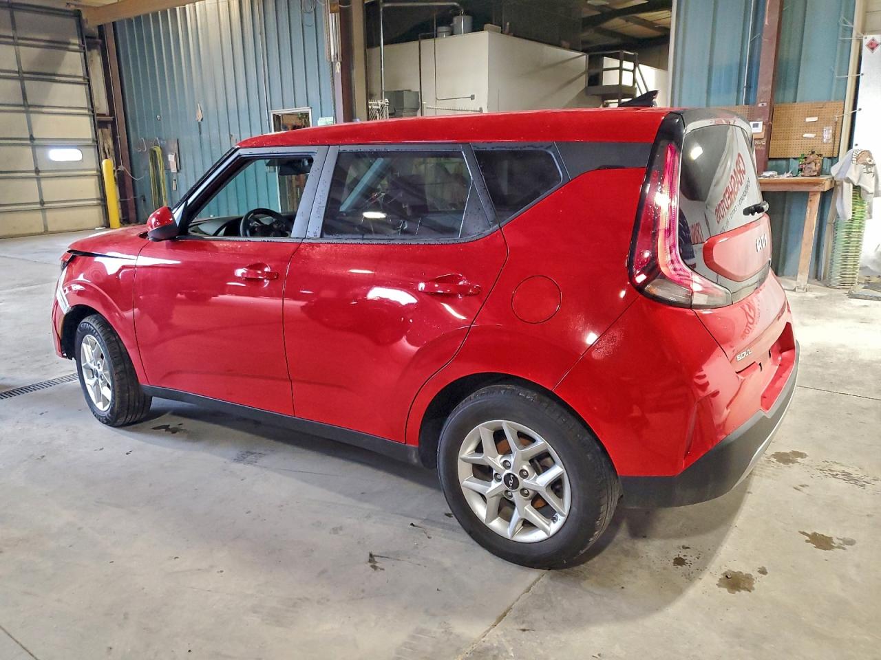 2024 KIA SOUL LX photo 3