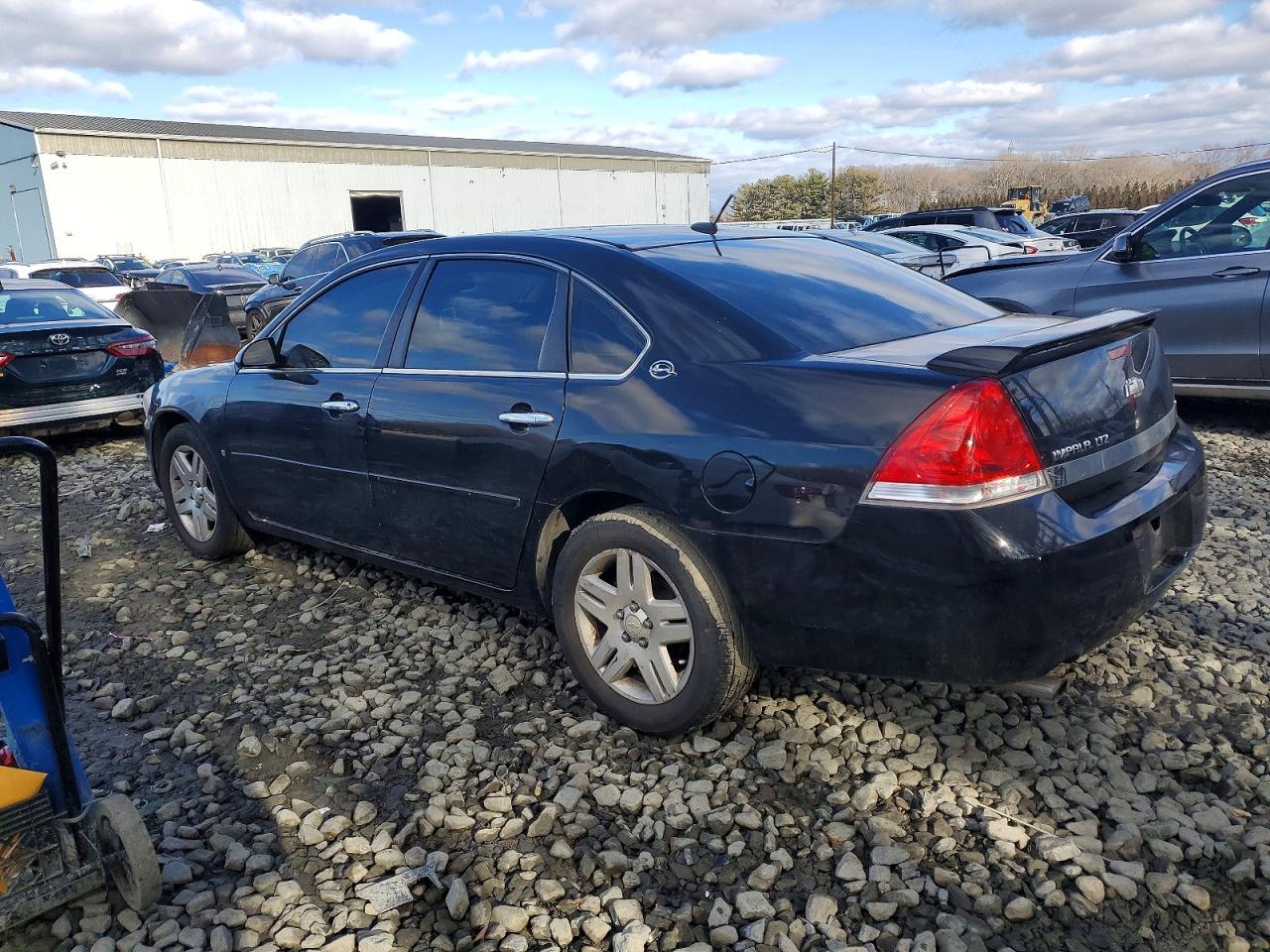2007 CHEVROLET IMPALA LTZ photo 2