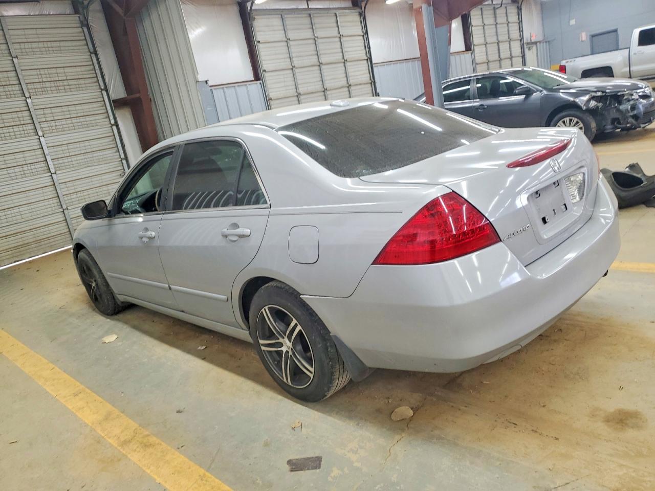2007 HONDA ACCORD EX photo 2