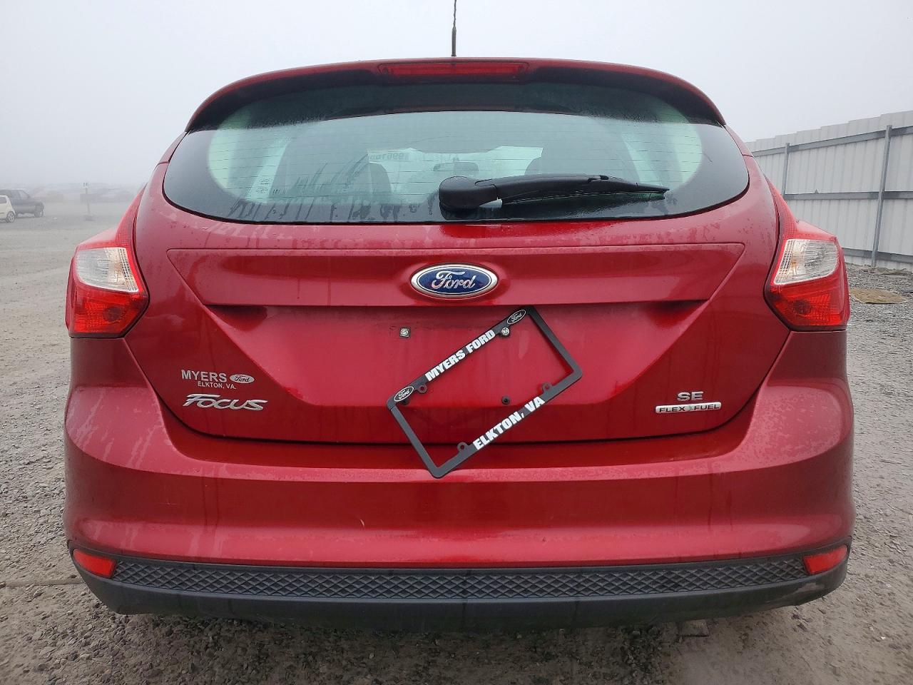 2013 FORD FOCUS SE photo 6