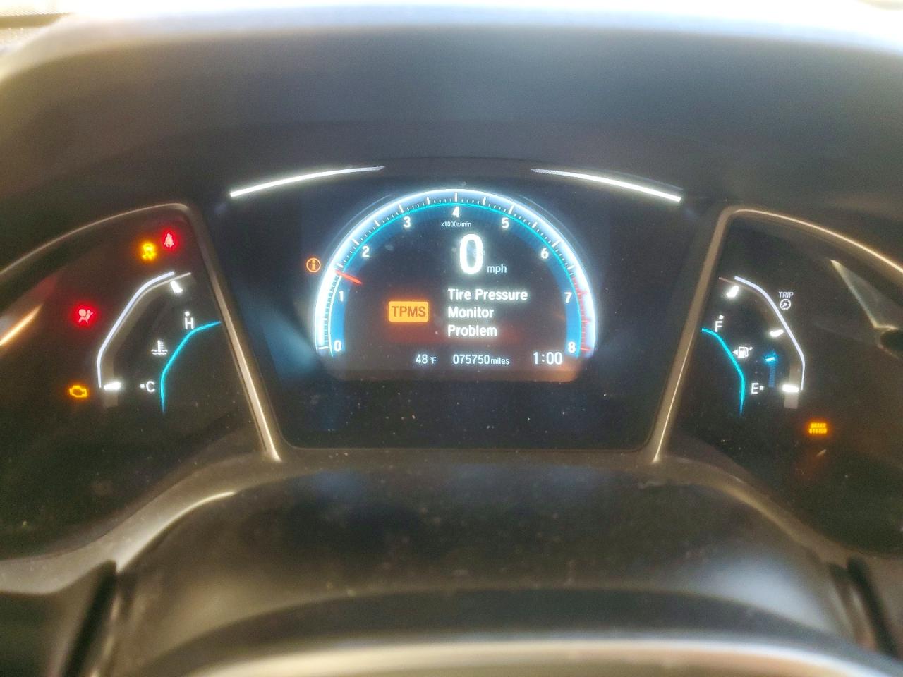 2016 HONDA CIVIC EX photo 9