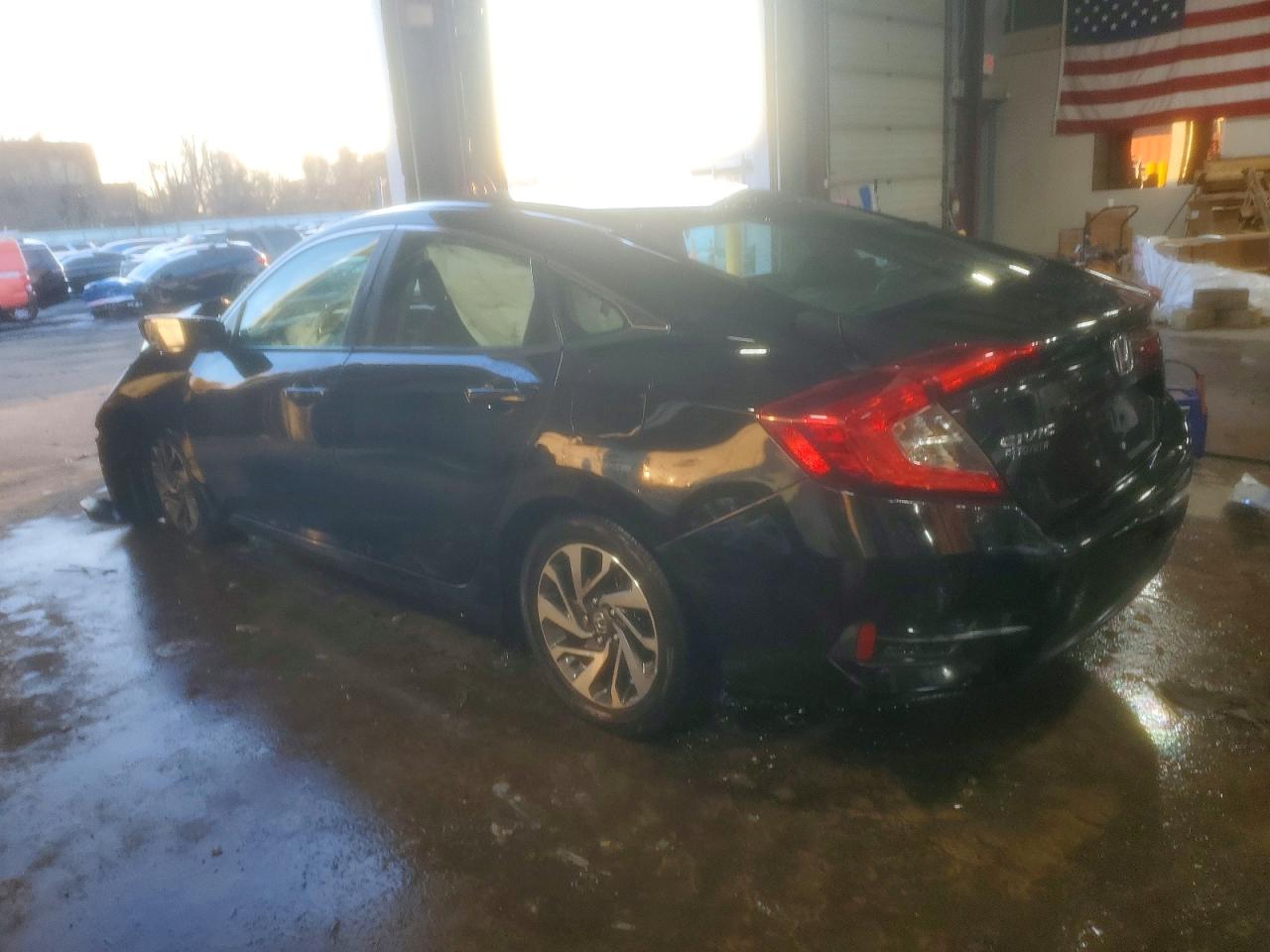 2016 HONDA CIVIC EX photo 2