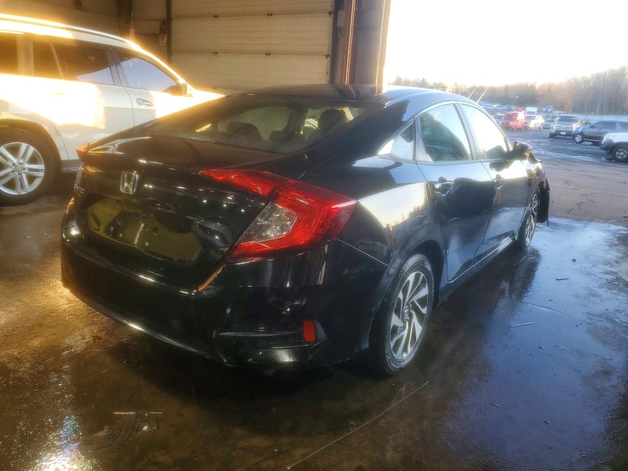 2016 HONDA CIVIC EX photo 3