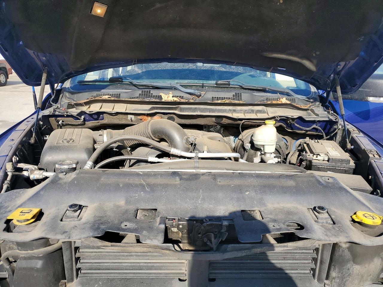 2016 RAM 1500 SLT photo 11