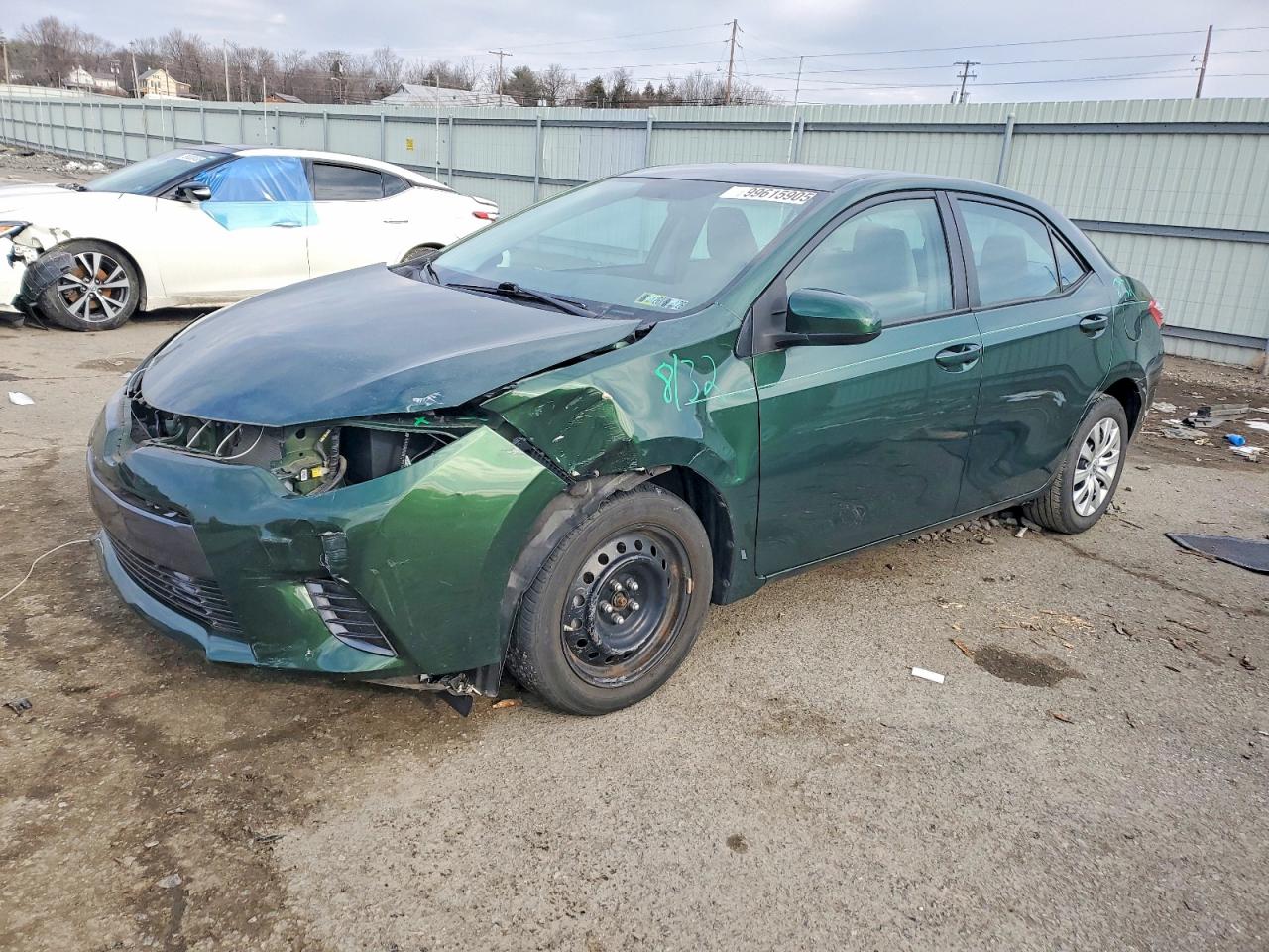 2015 TOYOTA COROLLA
