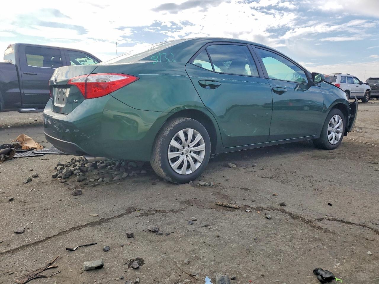 2015 TOYOTA COROLLA L photo 3