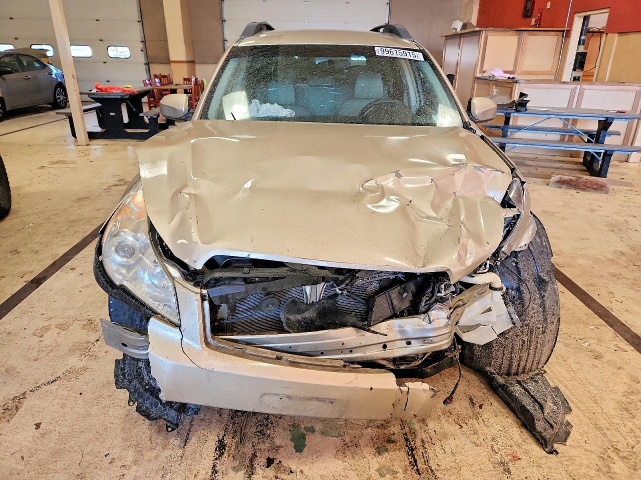 2010 SUBARU OUTBACK 2.5I PREMIUM photo 9