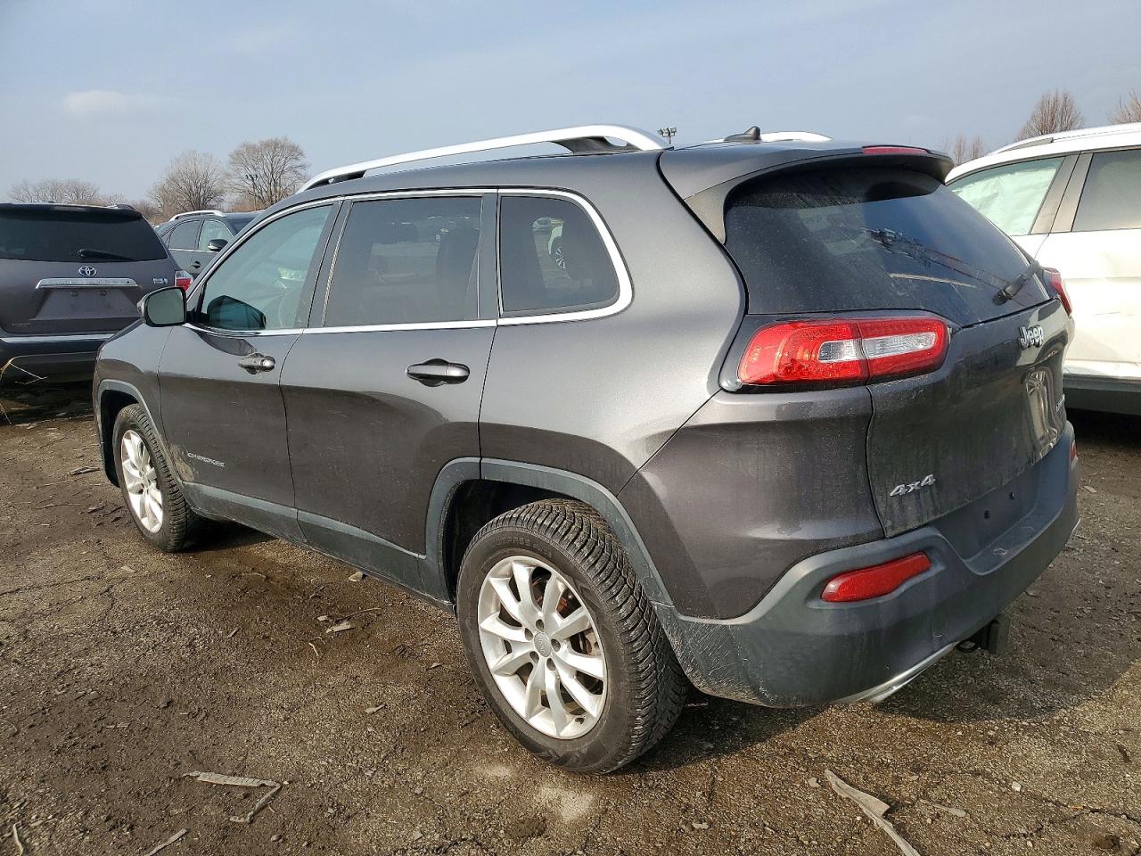 2015 JEEP CHEROKEE LIMITED photo 2