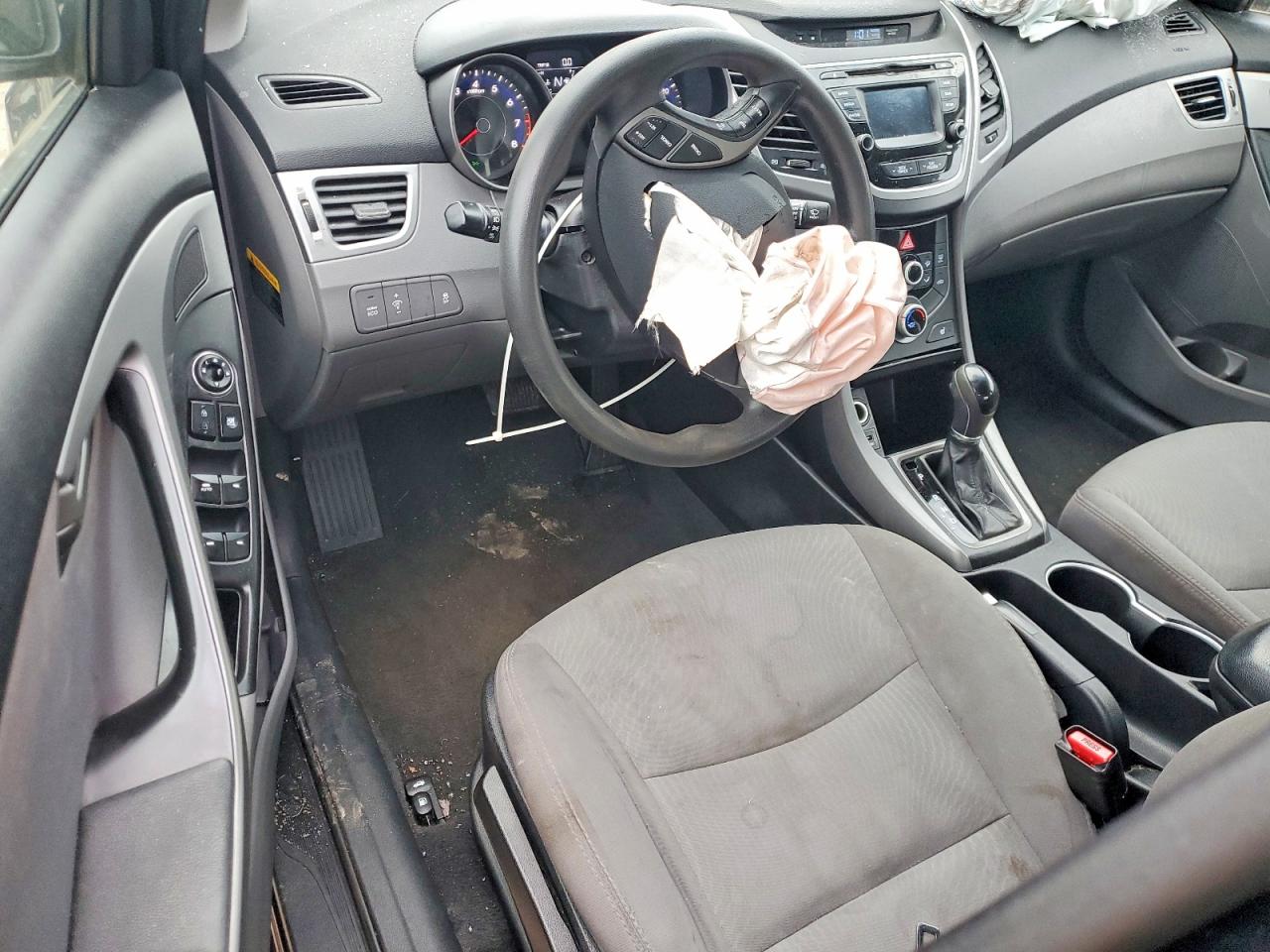 2014 HYUNDAI ELANTRA SE photo 8