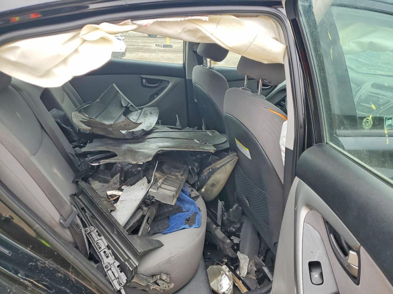 2014 HYUNDAI ELANTRA SE photo 10