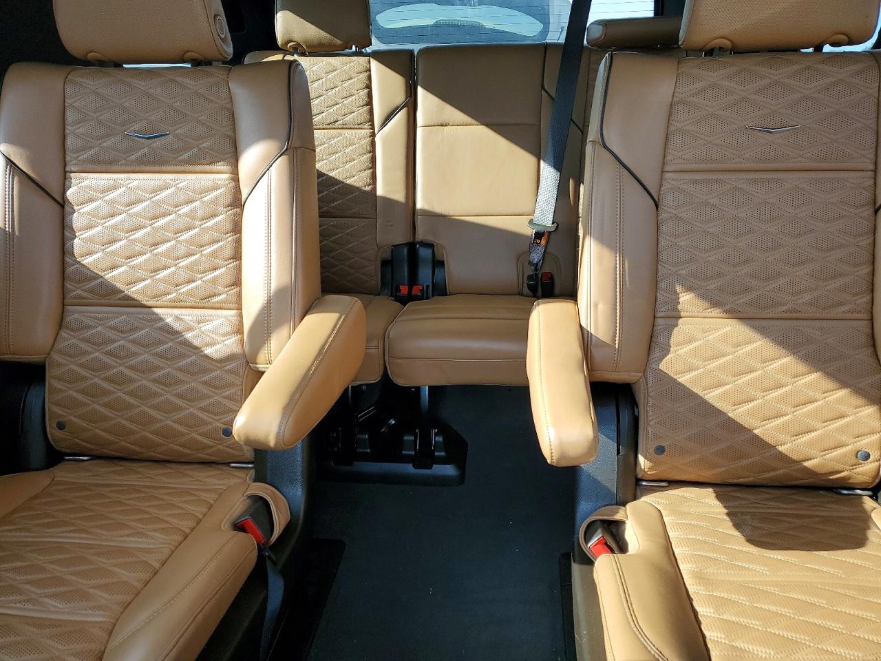 2021 CADILLAC ESCALADE SPORT photo 10