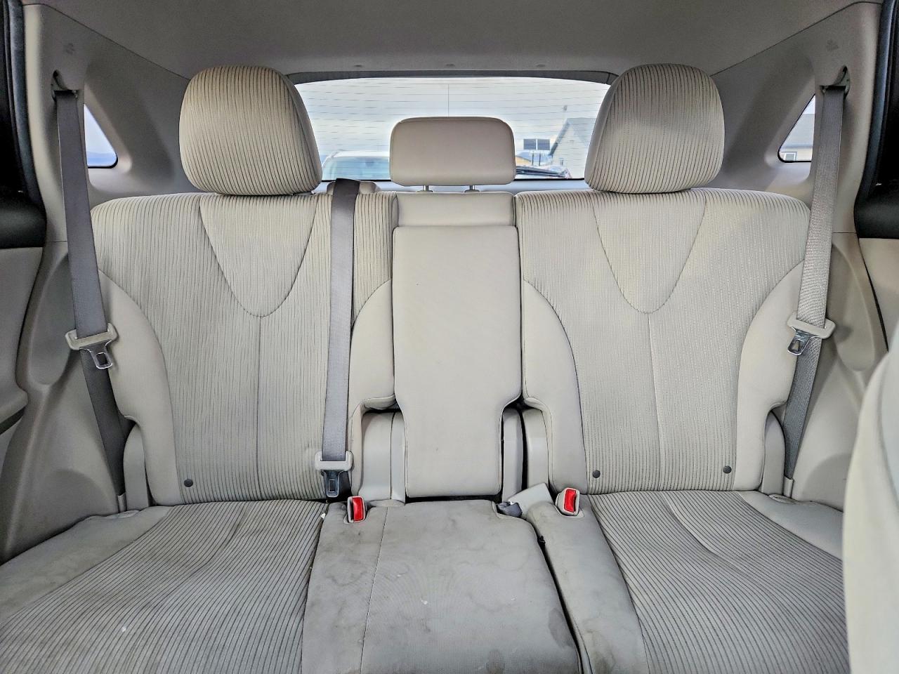 2011 TOYOTA VENZA photo 10