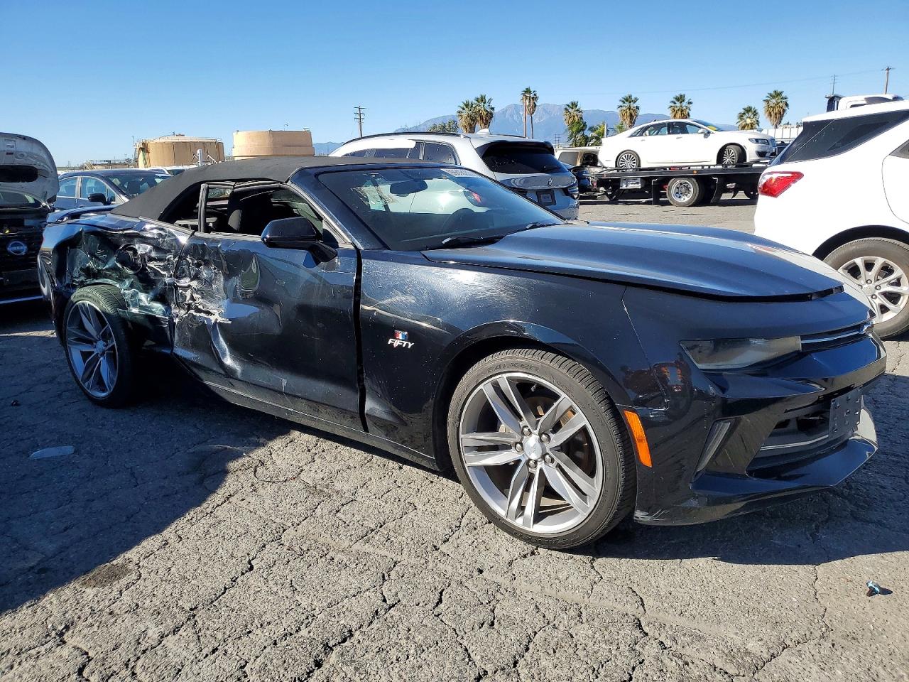 2017 CHEVROLET CAMARO LT photo 4