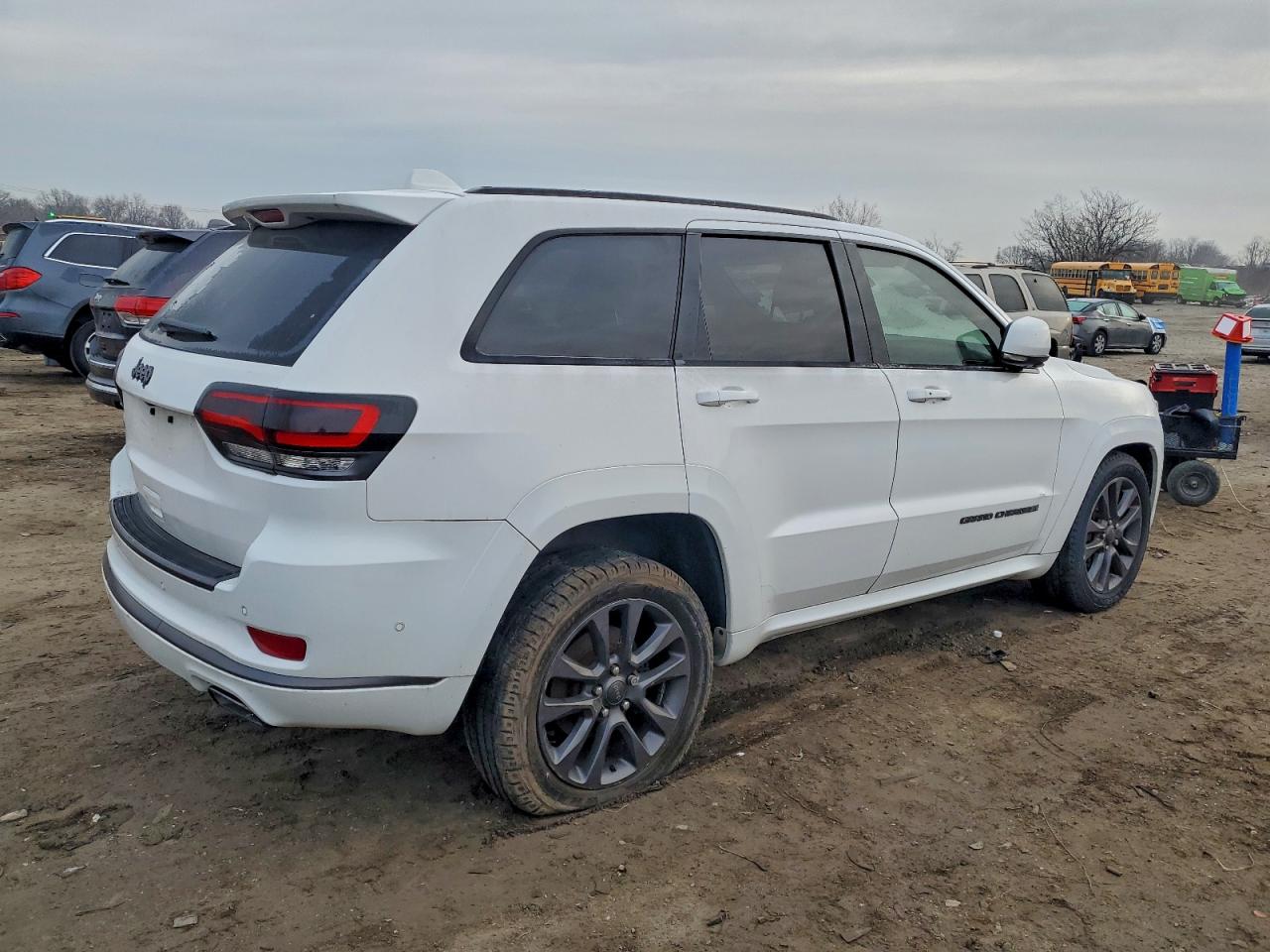 2019 JEEP GRAND CHEROKEE OVERLAND photo 3