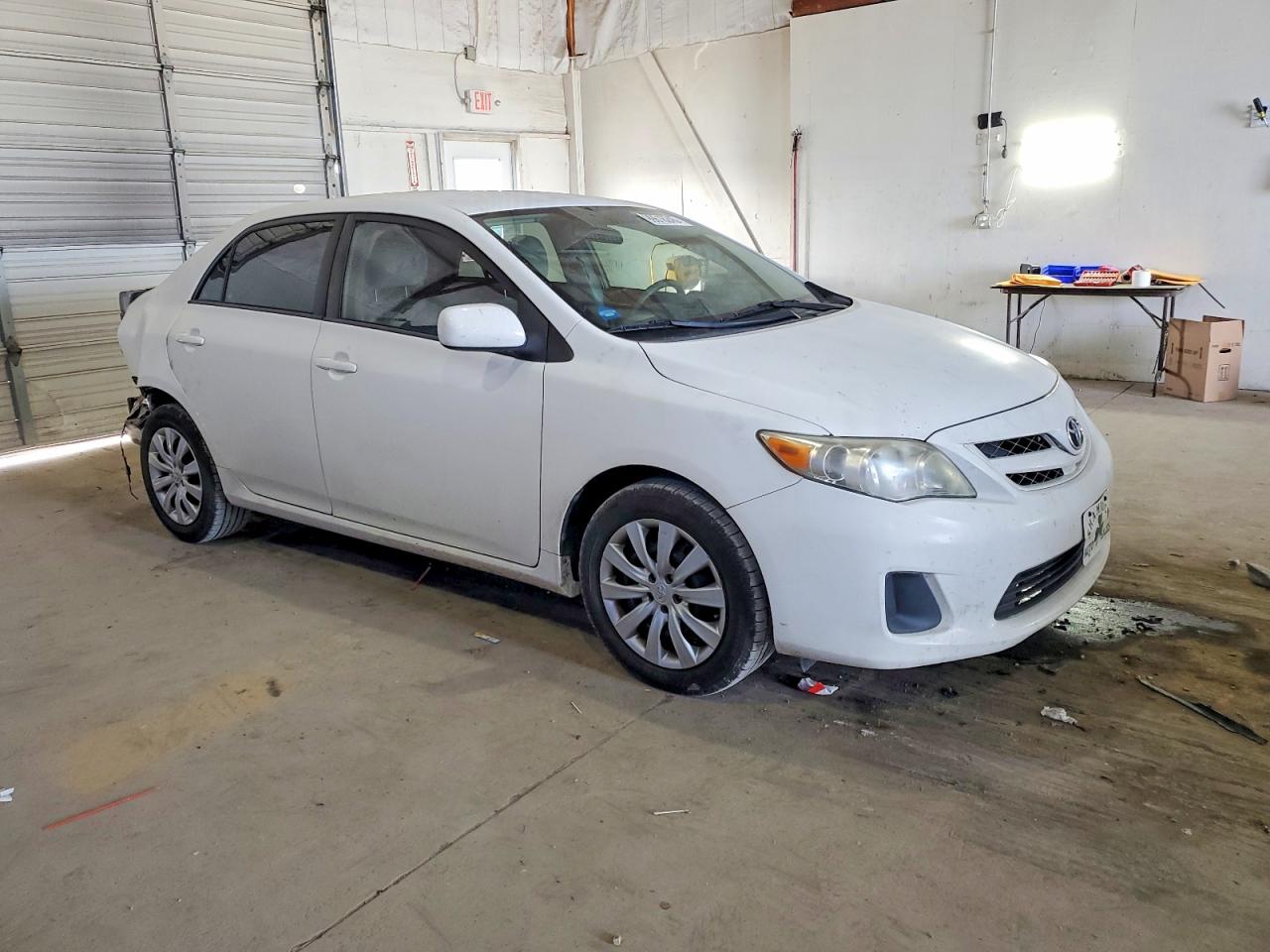 2012 TOYOTA COROLLA BASE photo 4