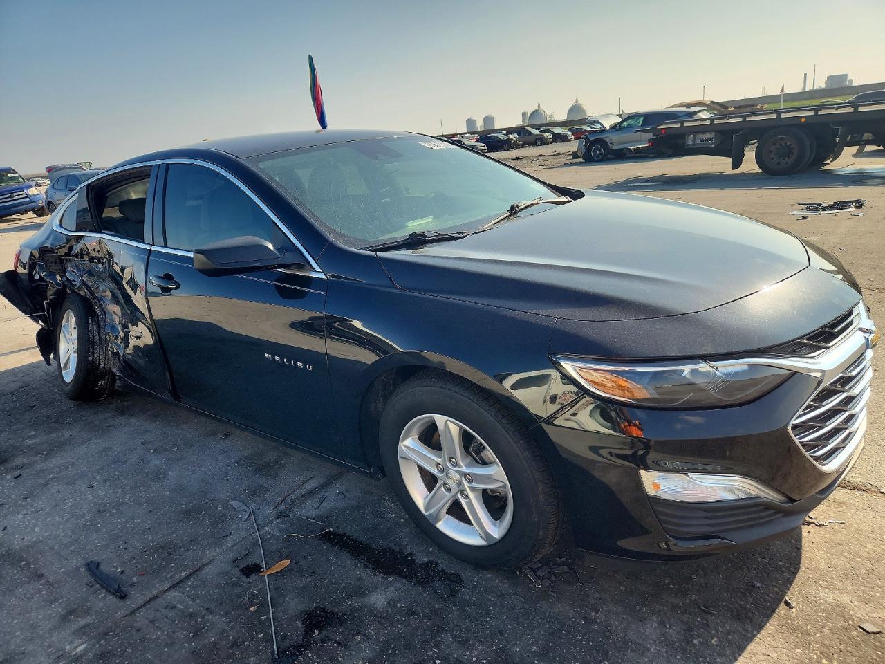 2023 CHEVROLET MALIBU photo 4