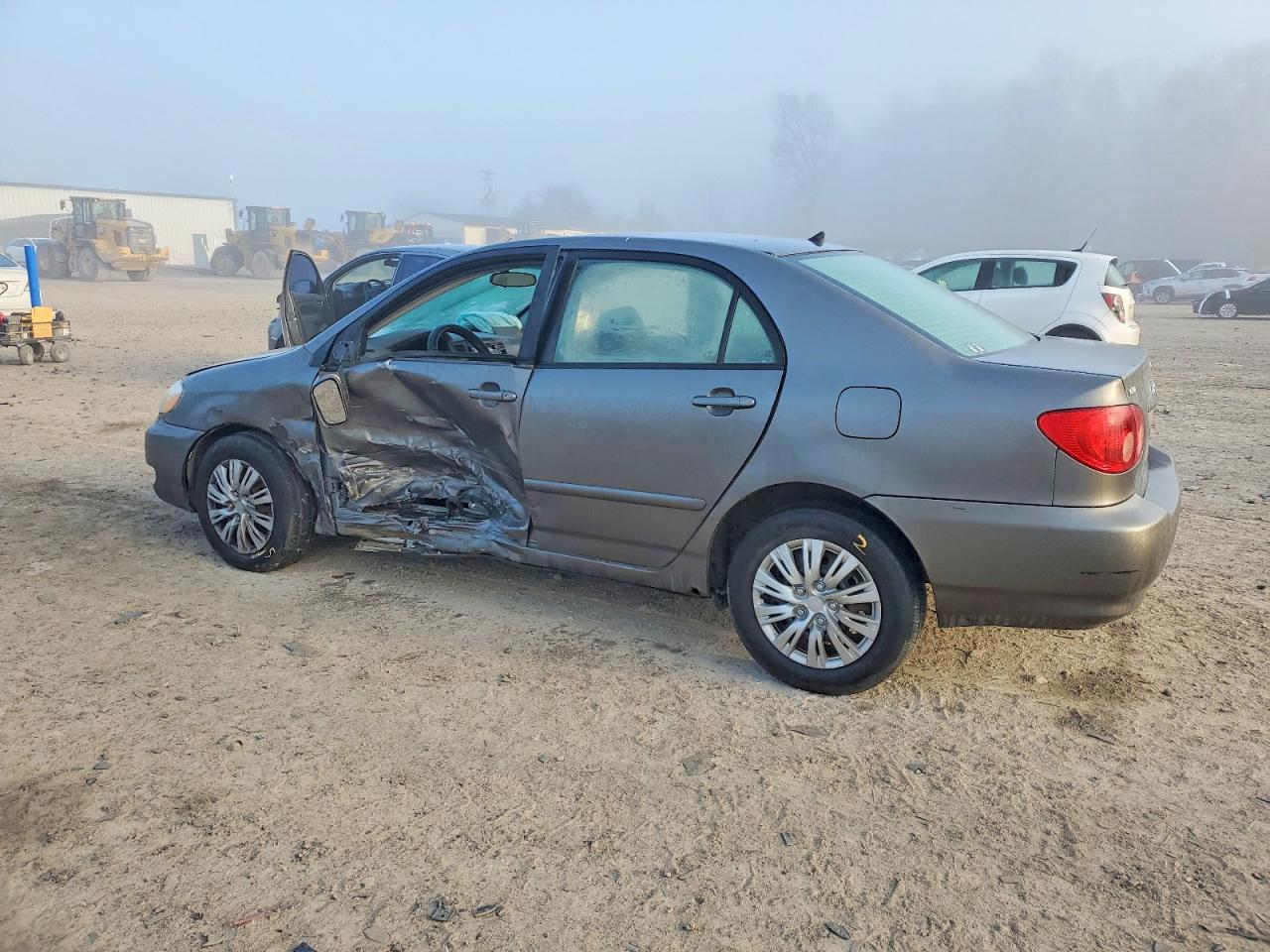 2006 TOYOTA COROLLA CE photo 2