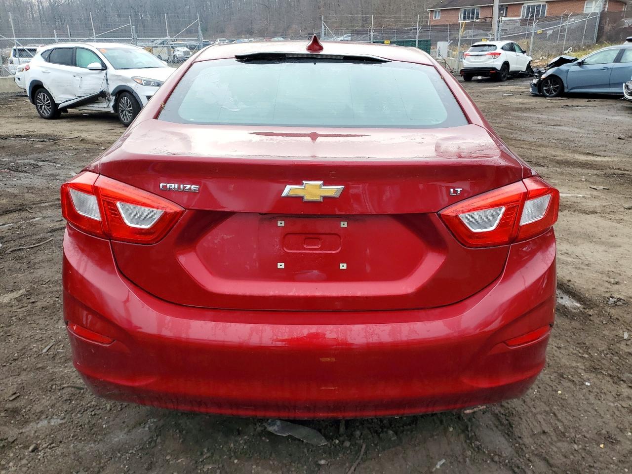 2017 CHEVROLET CRUZE LT photo 6