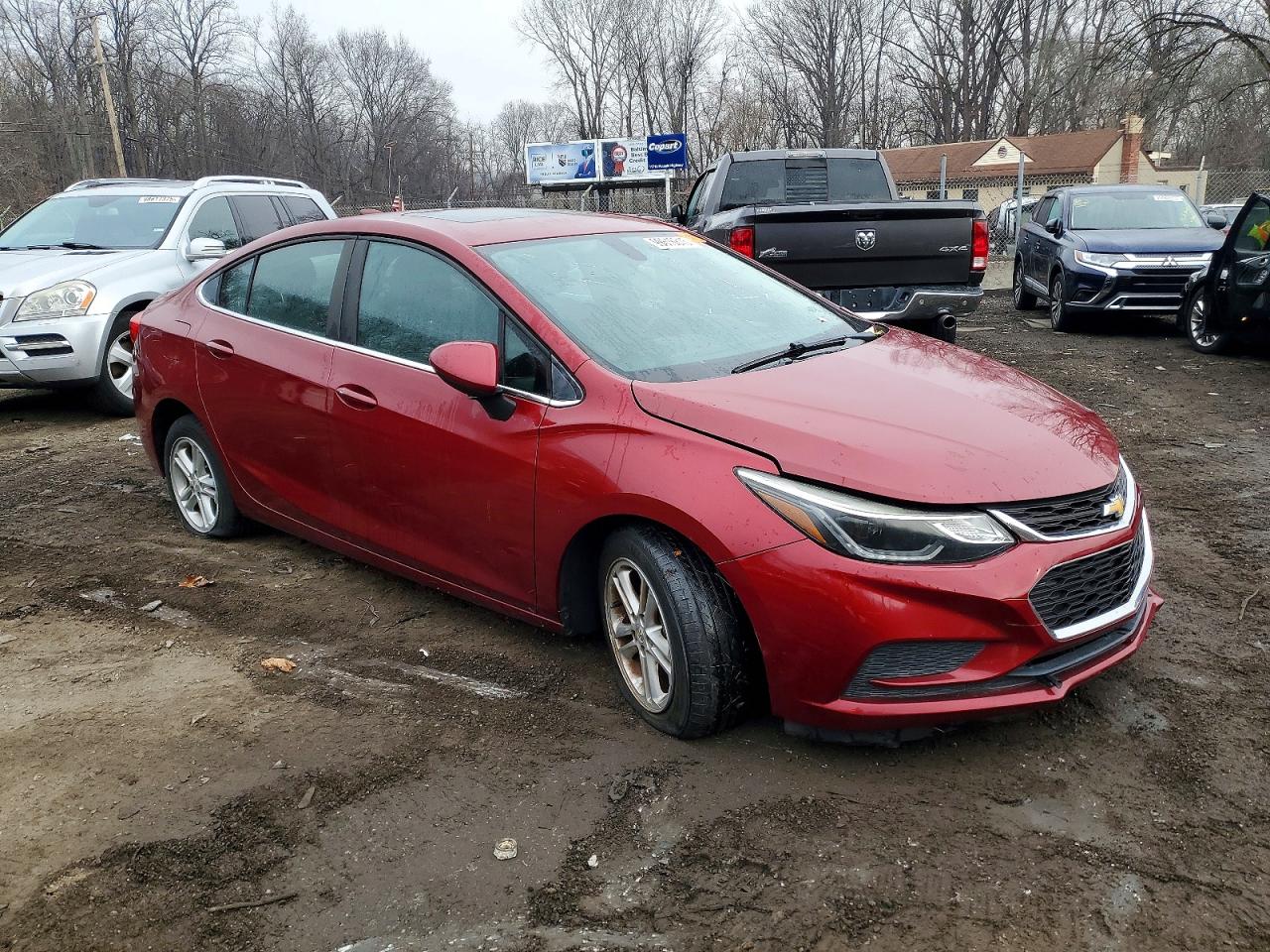 2017 CHEVROLET CRUZE LT photo 4