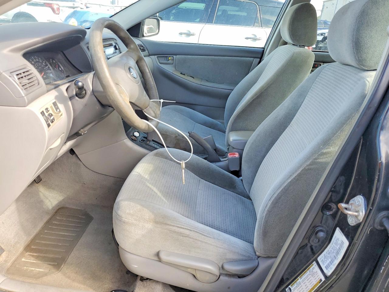 2007 TOYOTA COROLLA CE photo 7