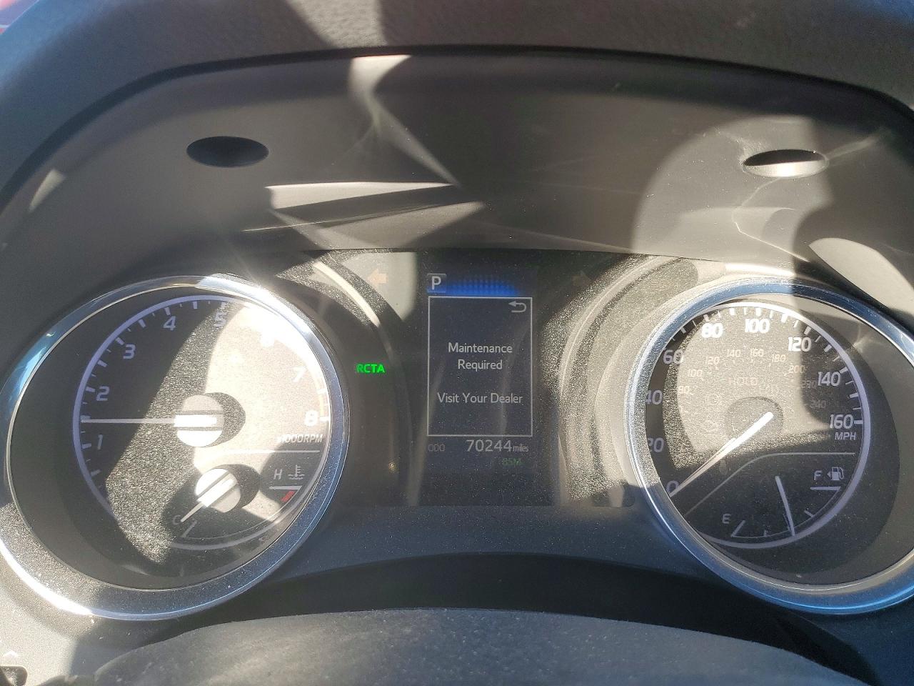 2019 TOYOTA CAMRY L photo 9