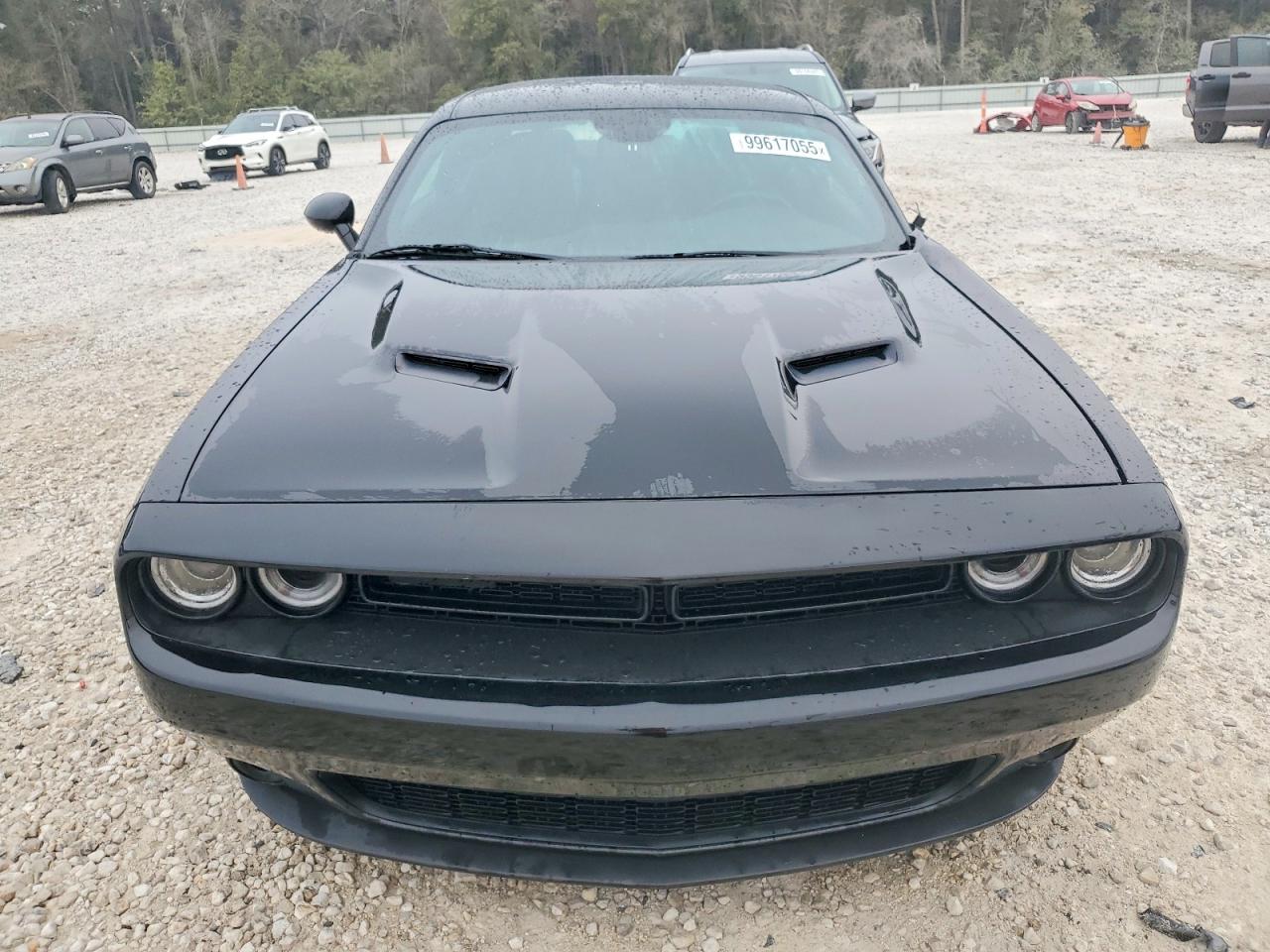 2022 DODGE CHALLENGER SXT photo 5