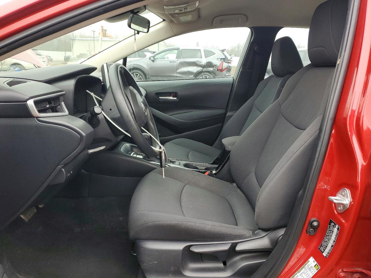 2020 TOYOTA COROLLA LE photo 7