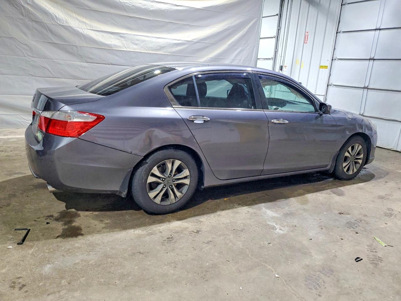 2015 HONDA ACCORD LX photo 3