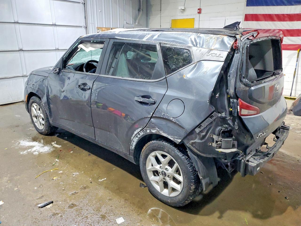 2020 KIA SOUL LX photo 2