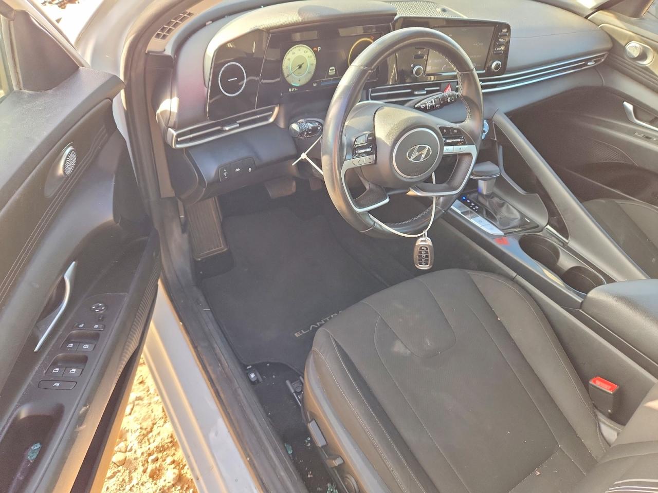 2021 HYUNDAI ELANTRA SEL photo 15