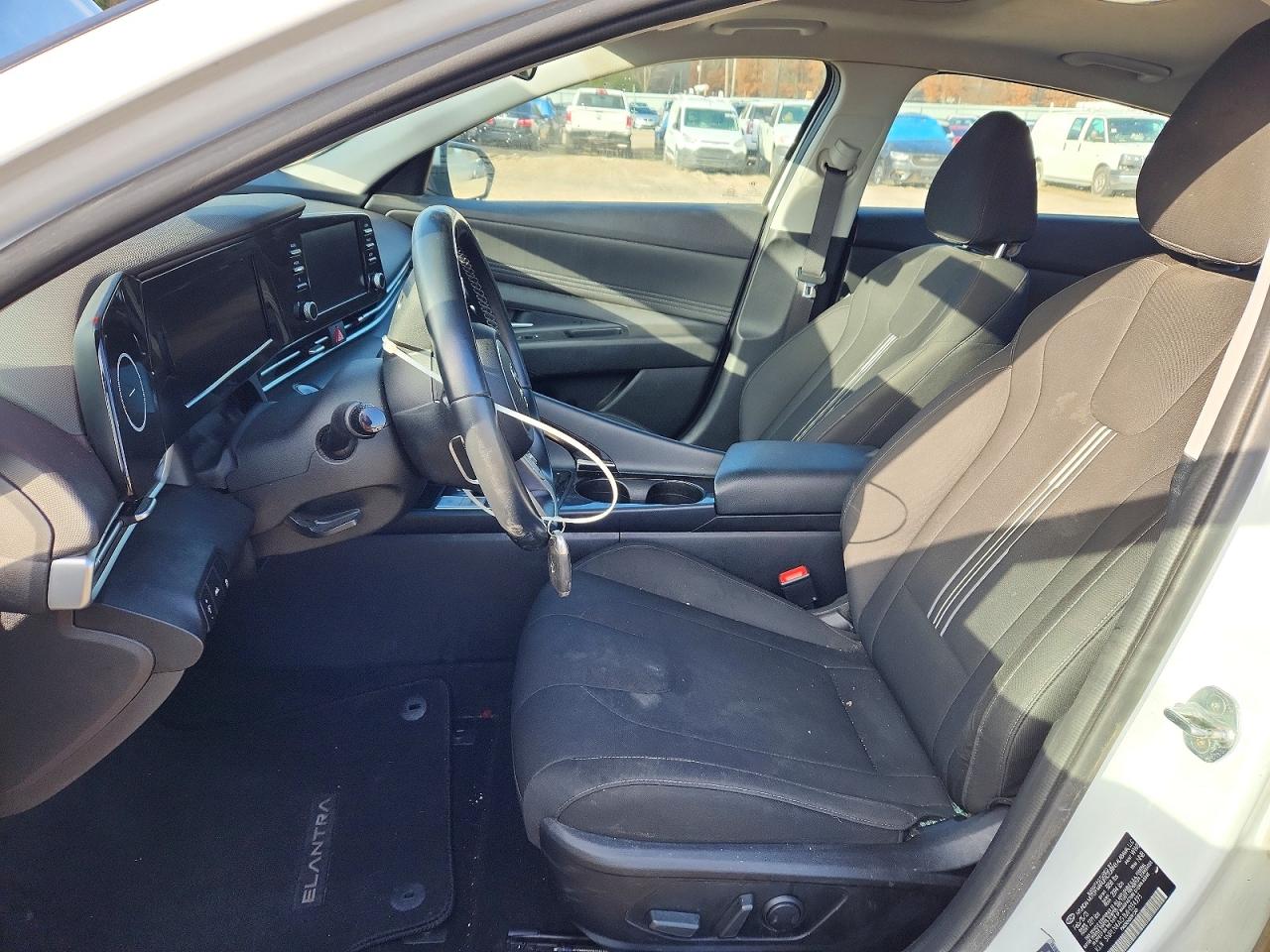 2021 HYUNDAI ELANTRA SEL photo 13