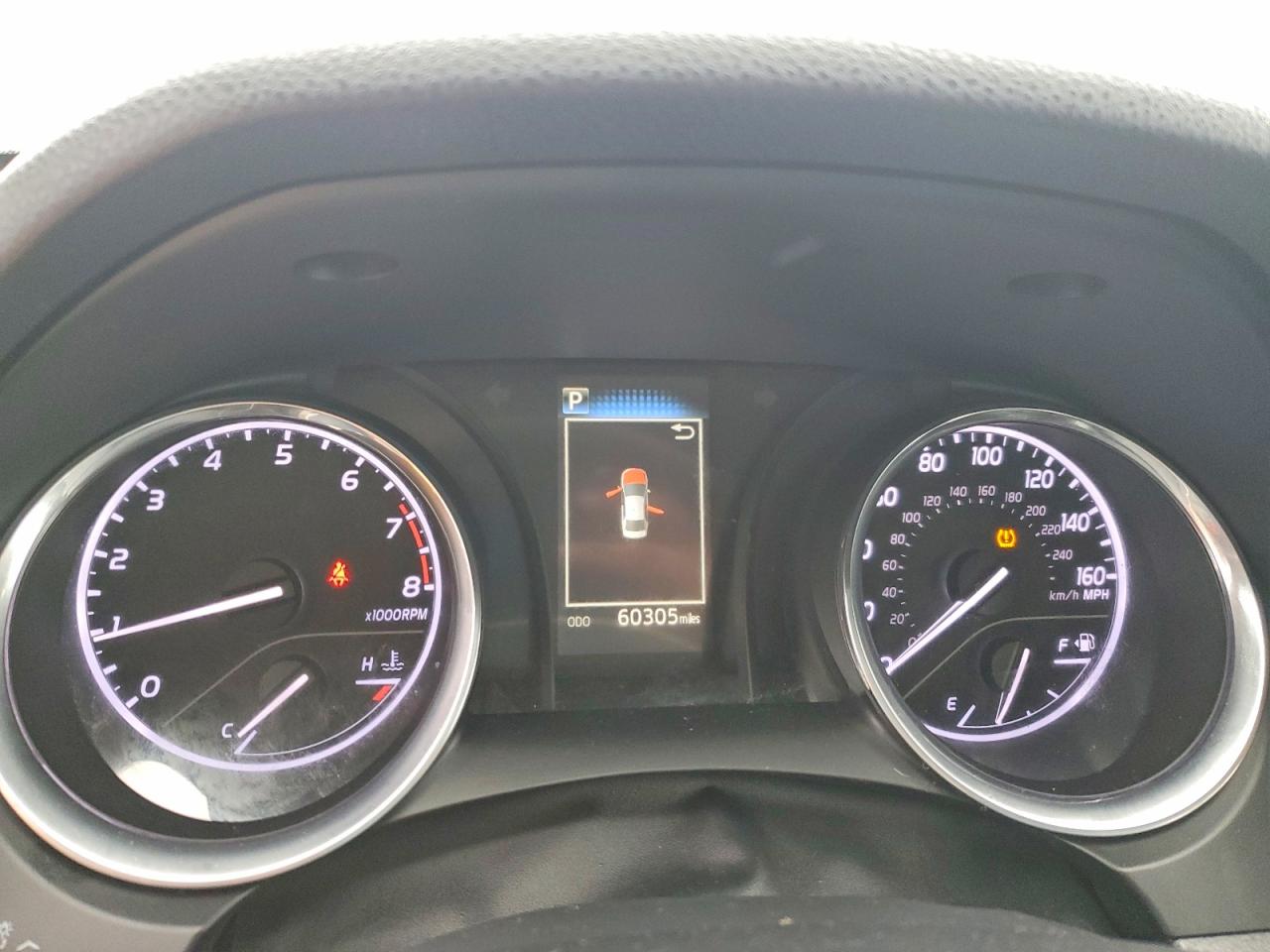 2020 TOYOTA CAMRY LE photo 9