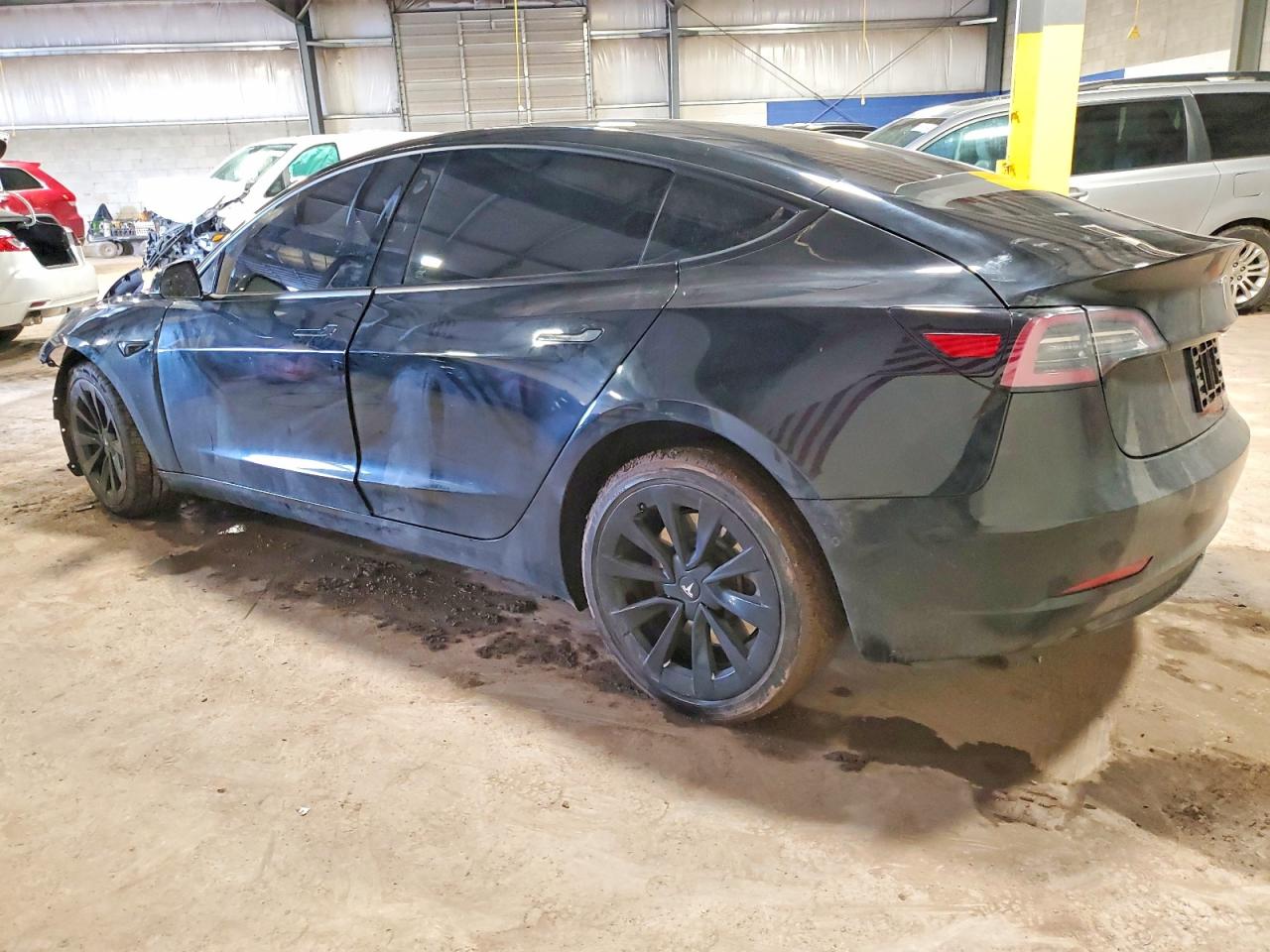 2022 TESLA MODEL 3 photo 2