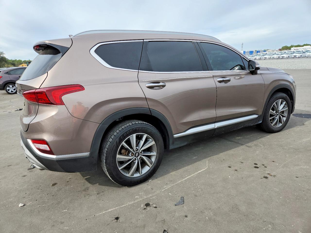2019 HYUNDAI SANTA FE LIMITED photo 3