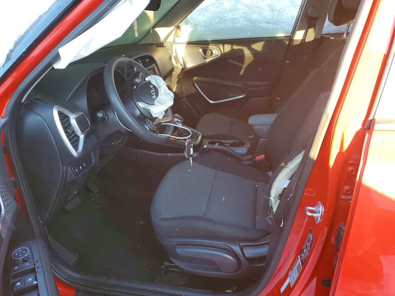 2024 KIA SOUL LX photo 7